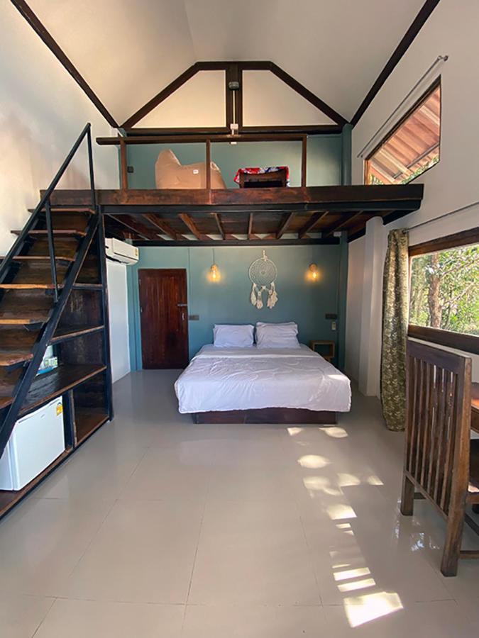 Chomjan Resort Koh Phayam Exteriör bild