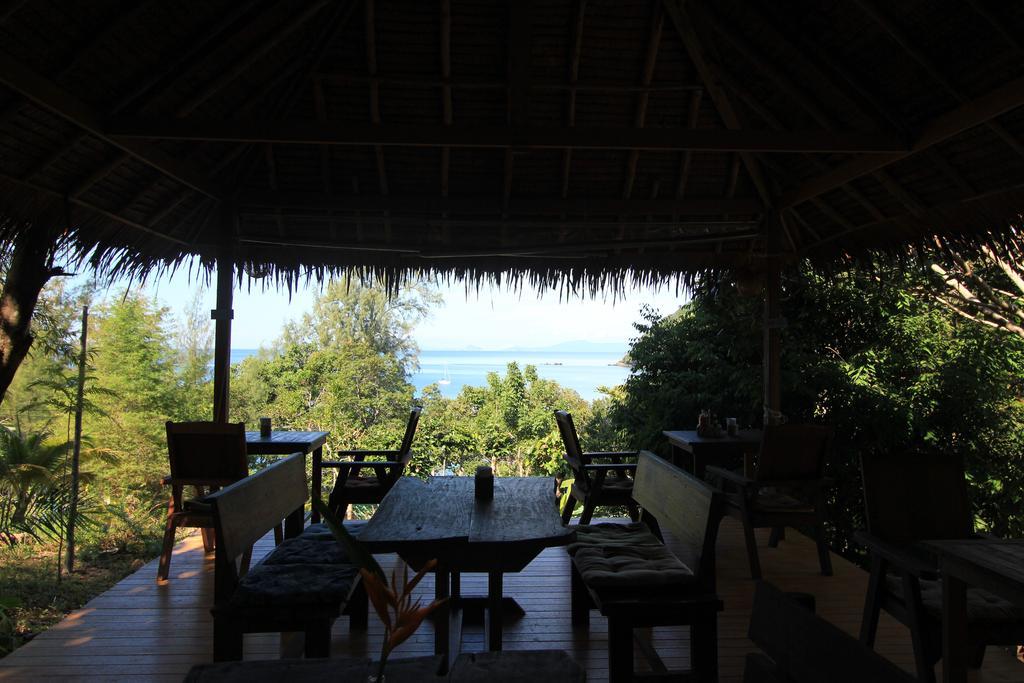 Chomjan Resort Koh Phayam Exteriör bild