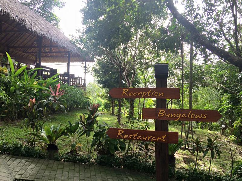 Chomjan Resort Koh Phayam Exteriör bild