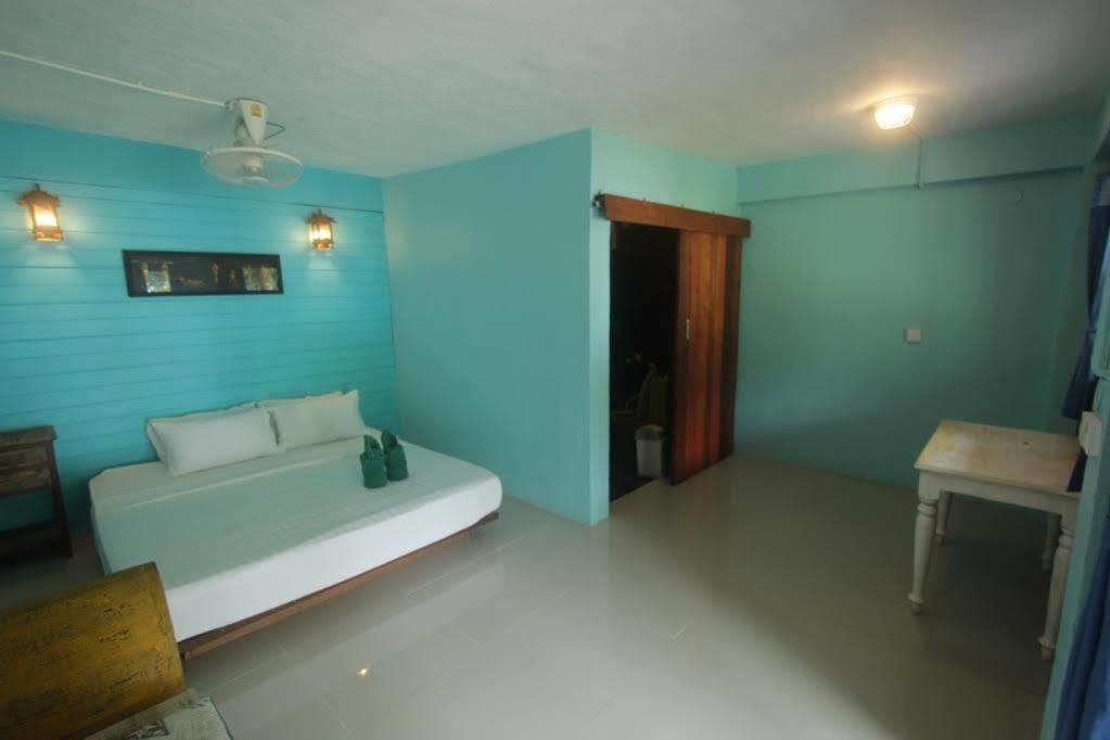 Chomjan Resort Koh Phayam Exteriör bild